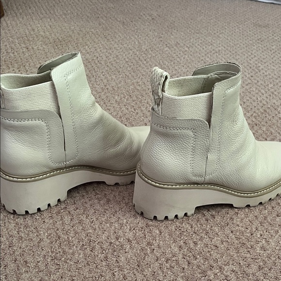 Dolce Vita Off-White Ankle Booties - Picture 3 of 5